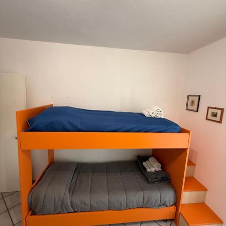 Ca Bilofer-7 Min To Bergamo Airport Appartement Seriate Buitenkant foto