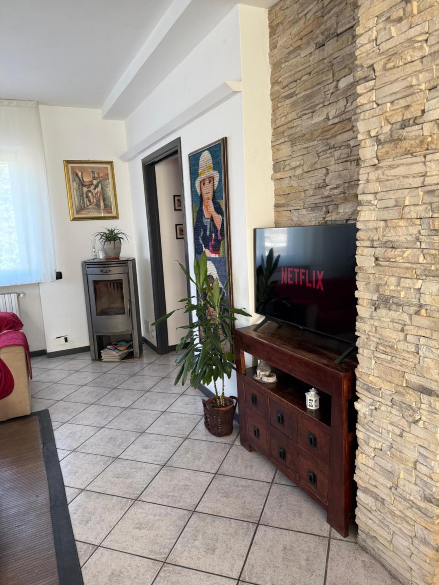 Ca Bilofer-7 Min To Bergamo Airport Appartement Seriate Buitenkant foto